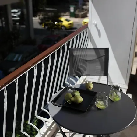 Le Centre Apartment *